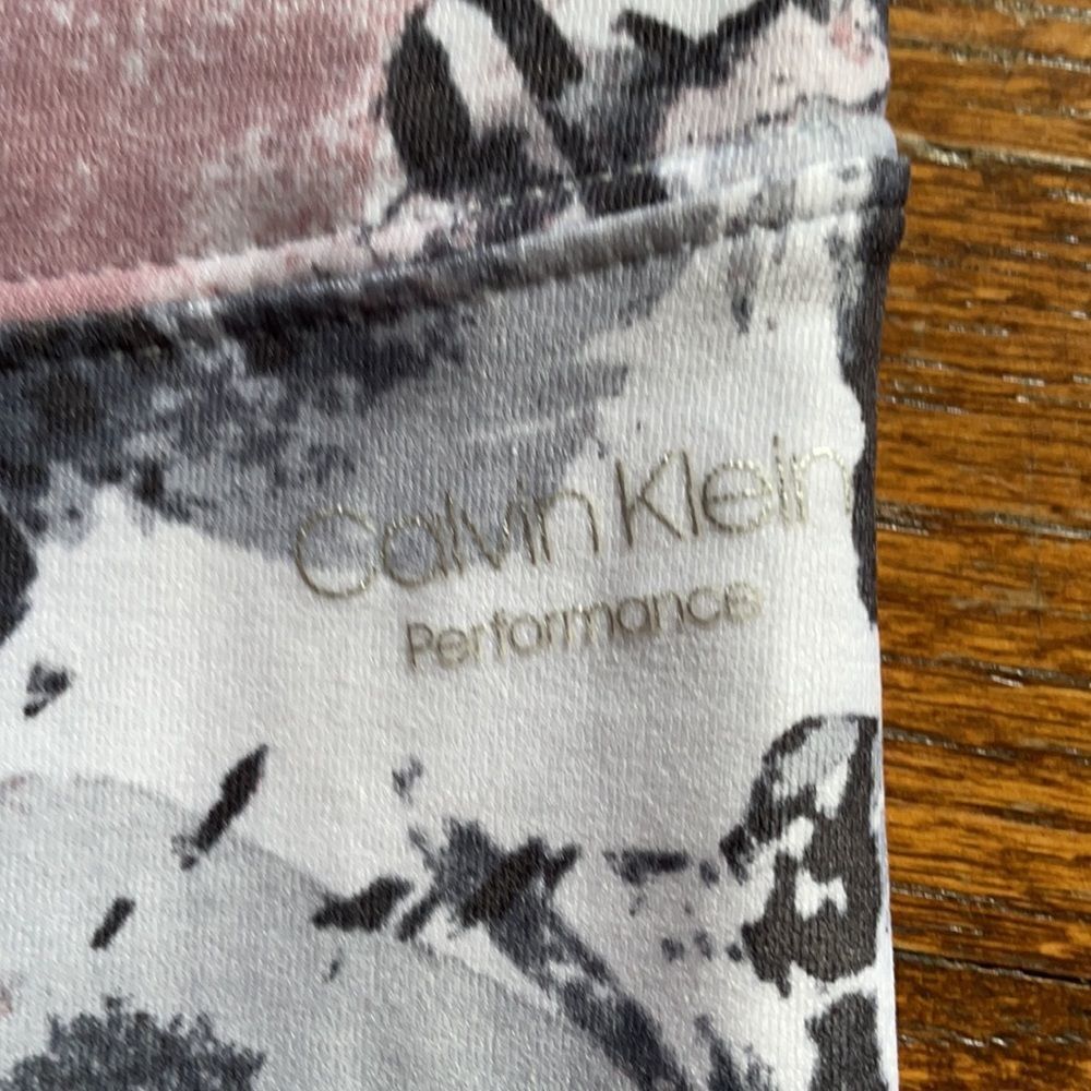 Calvin Klein Performance Abstract Flower Patterned Leggings - Picture 5 of 9